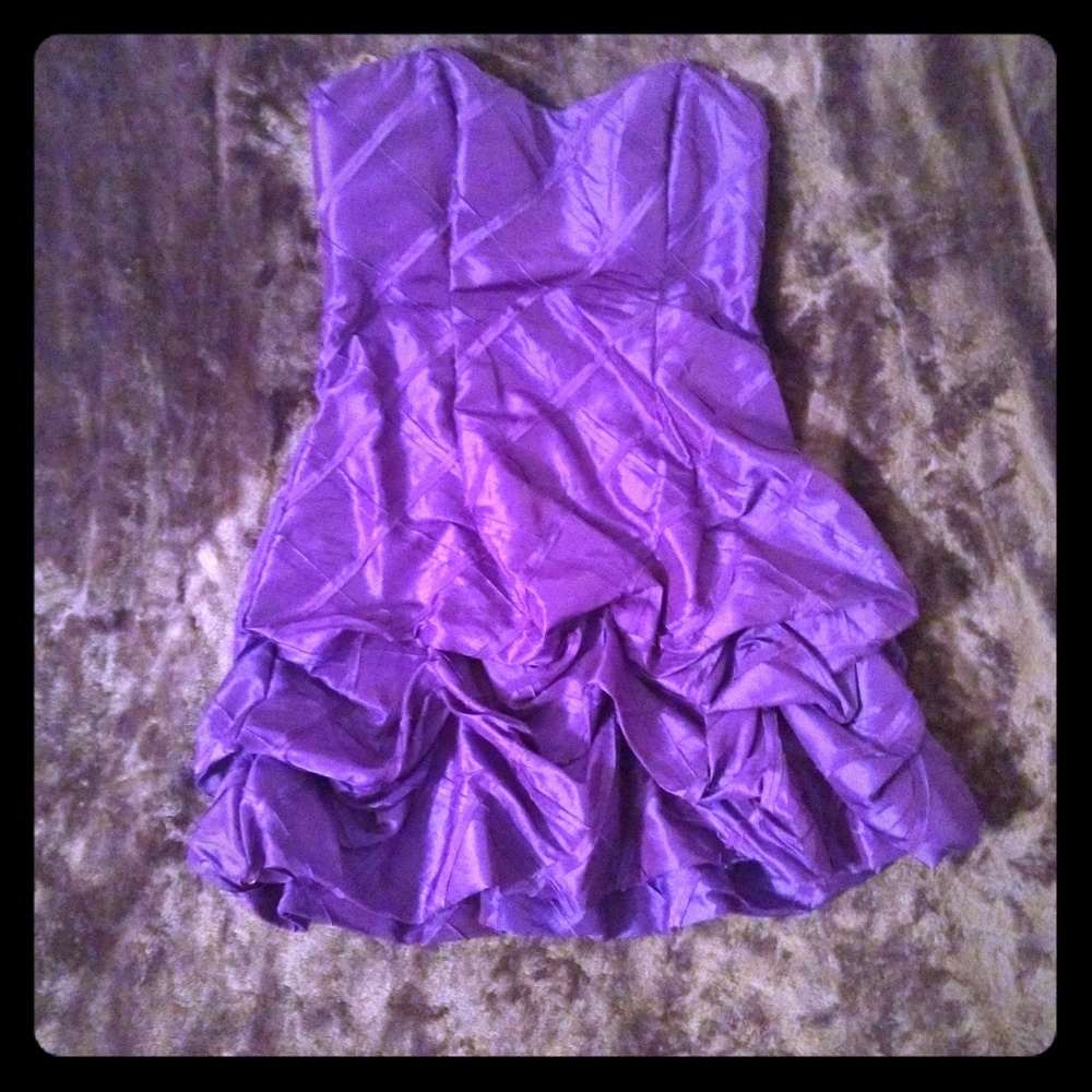 Short, purple prom dress